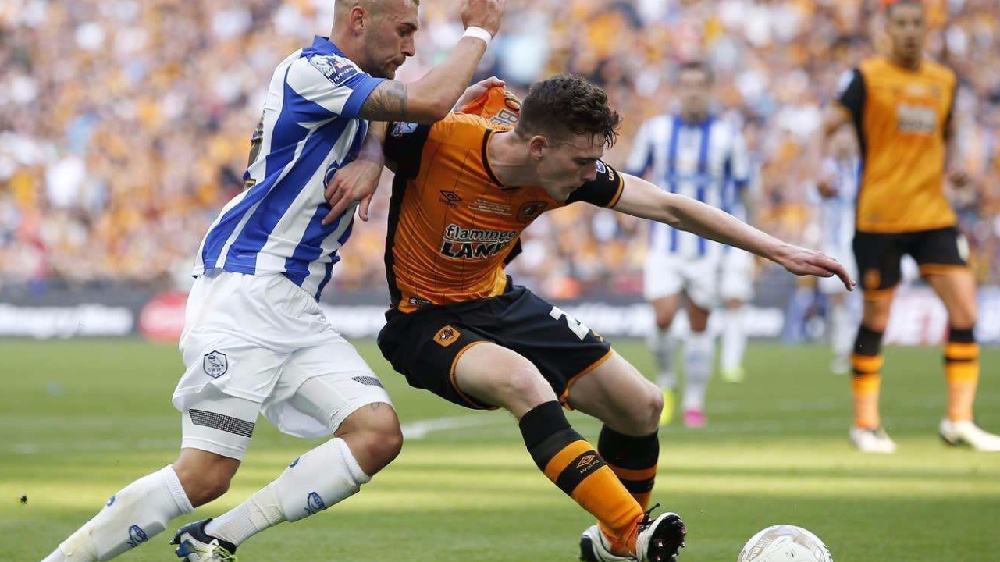 哈德斯菲尔德主场战平富勒姆,抢得一分 哈德斯菲尔德主场战平富勒姆,抢得一分