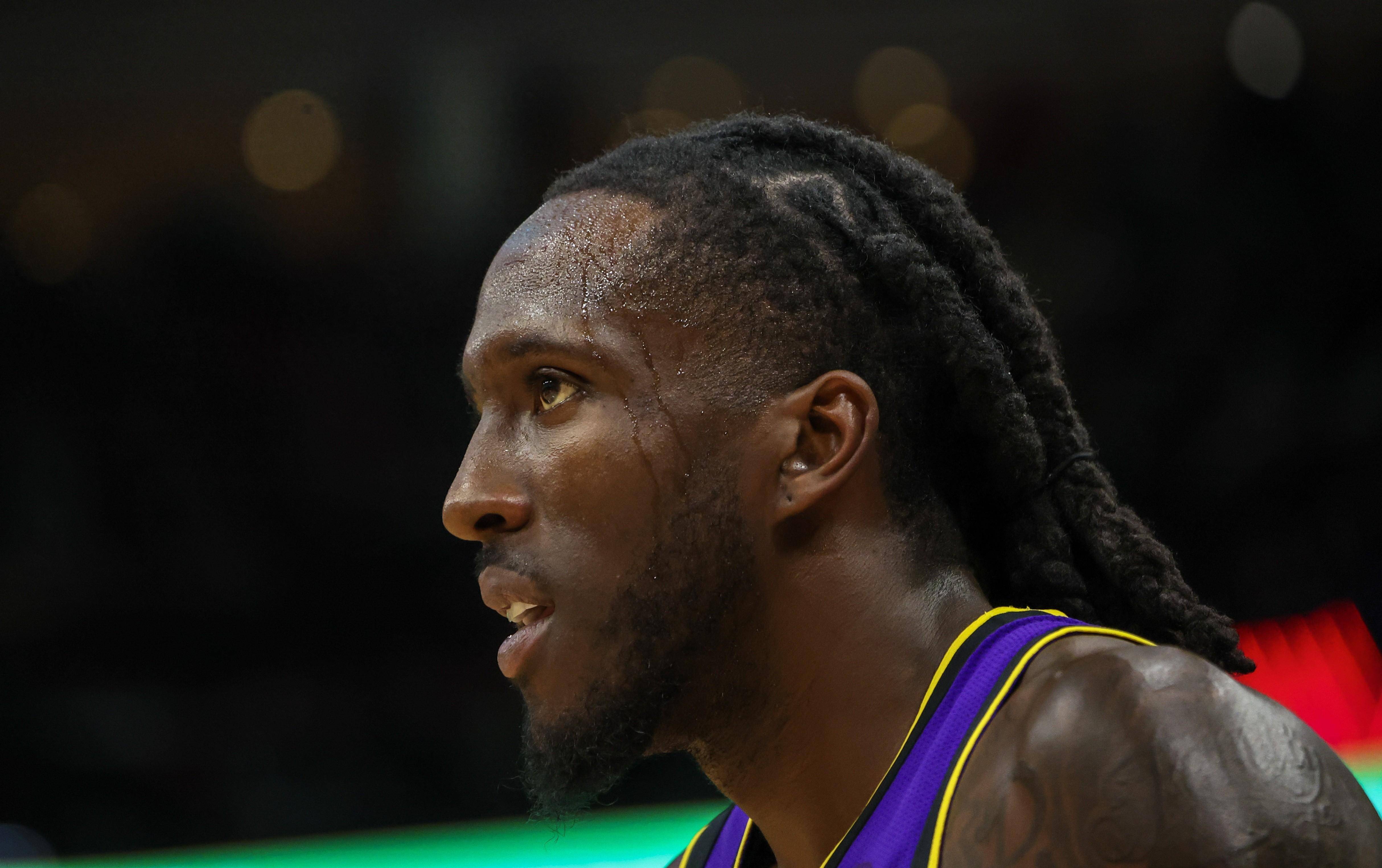 雄鹿前锋米德尔顿完美命中率刷新个人记录 雄鹿前锋米德尔顿完美命中率刷新个人记录