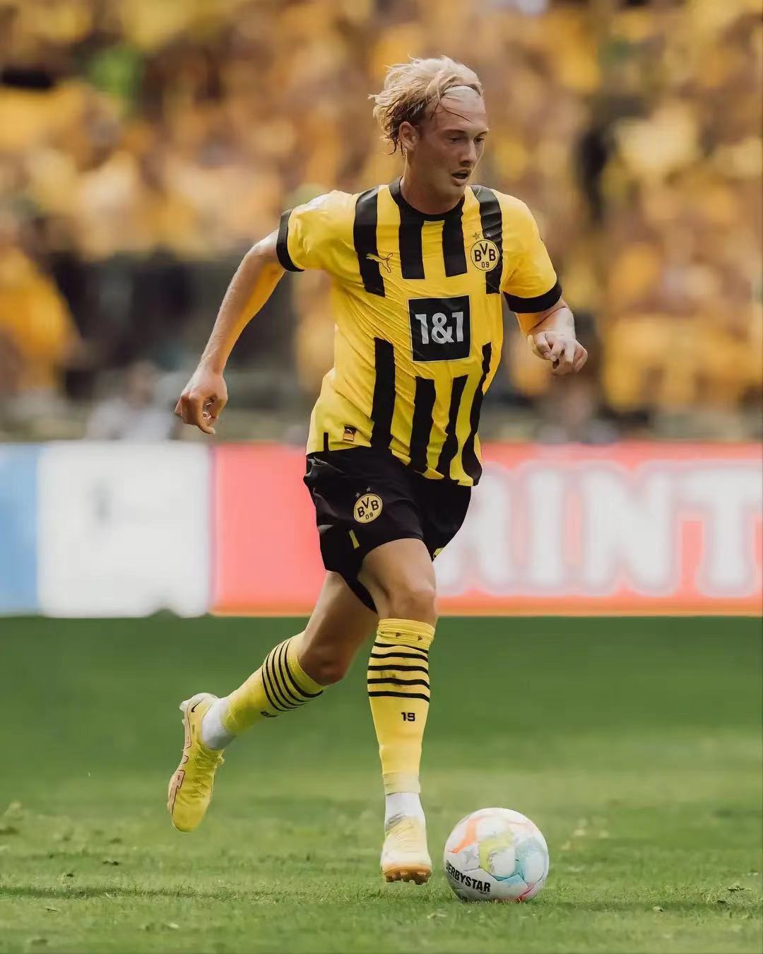 不来梅中场伤愈复出,球队士气大增 不来梅中场伤愈复出,球队士气大增