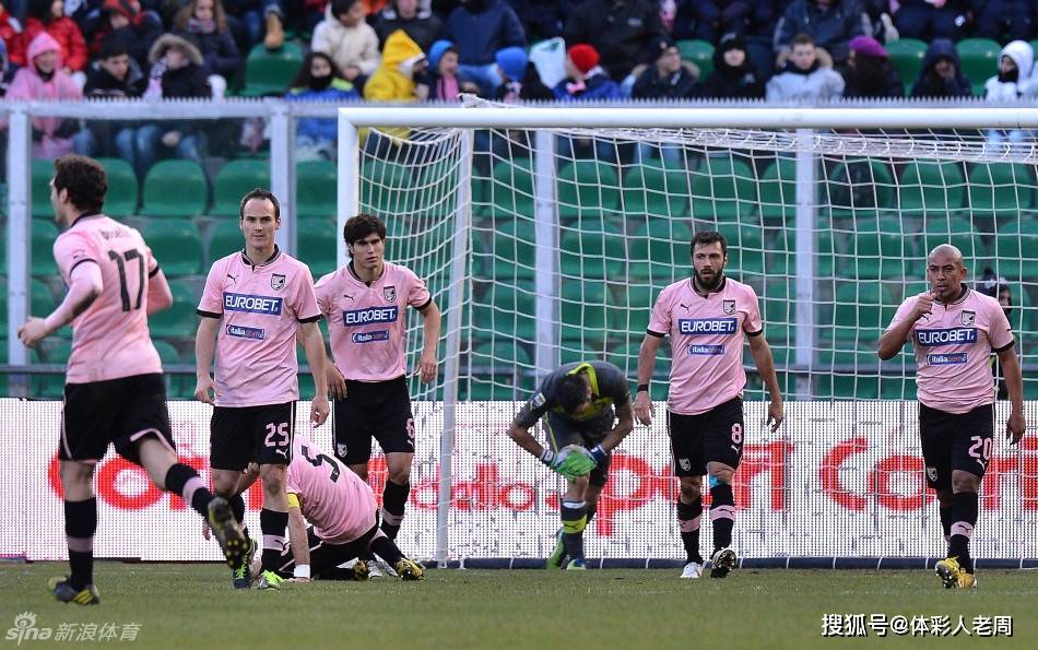 乌迪内斯再战赛场,铁血奋战 乌迪内斯再战赛场,铁血奋战