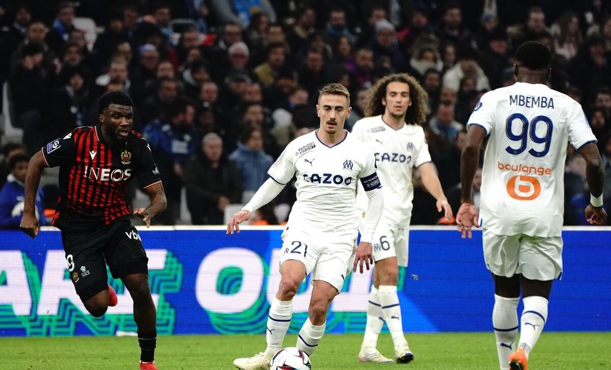 马赛客场凯旋,取得宝贵三分 马赛客场凯旋,取得宝贵三分