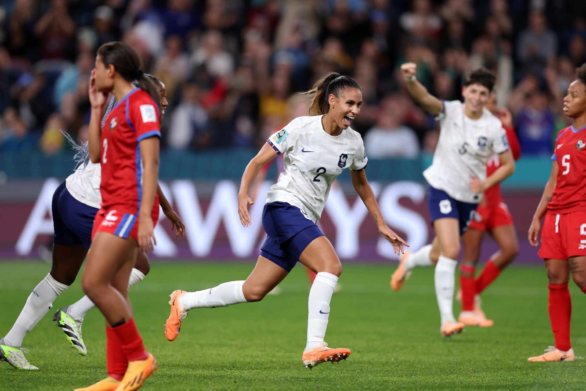 巴拿马女足队备战北美友谊赛,稳扎稳打 巴拿马女足队备战北美友谊赛,稳扎稳打