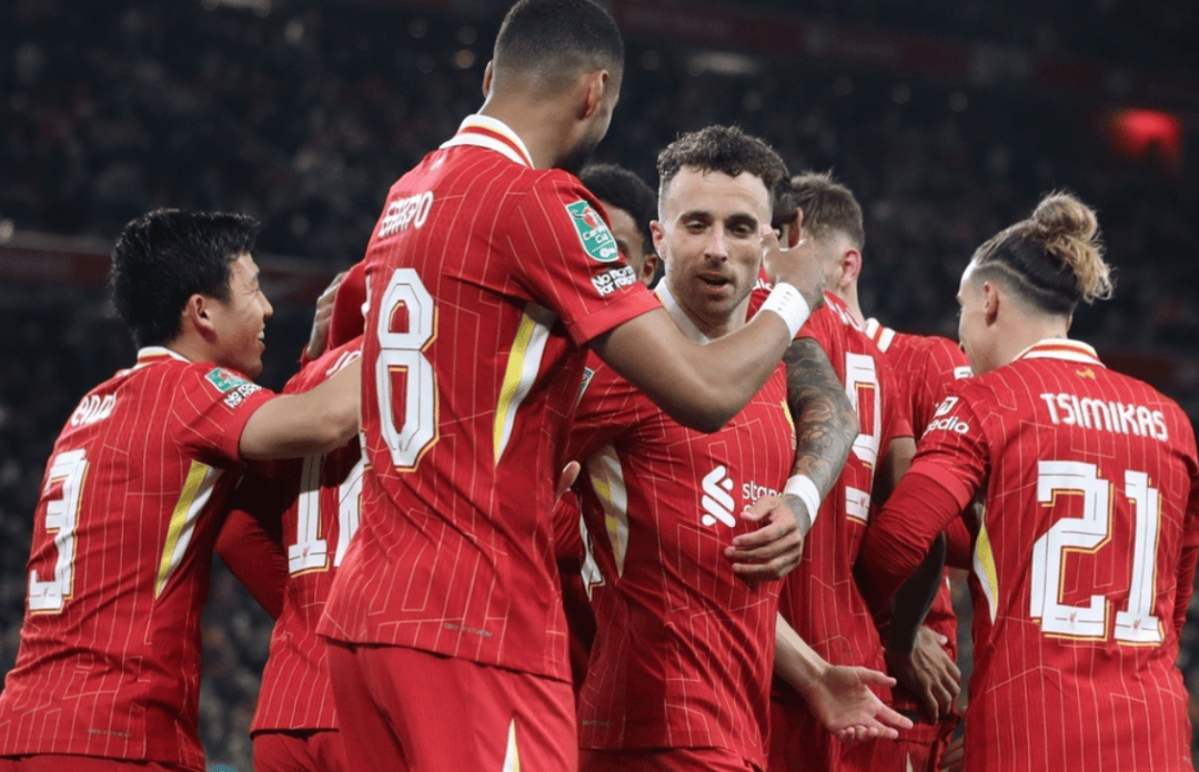 利物浦主场告捷,领先优势稳如泰山 利物浦主场告捷,领先优势稳如泰山