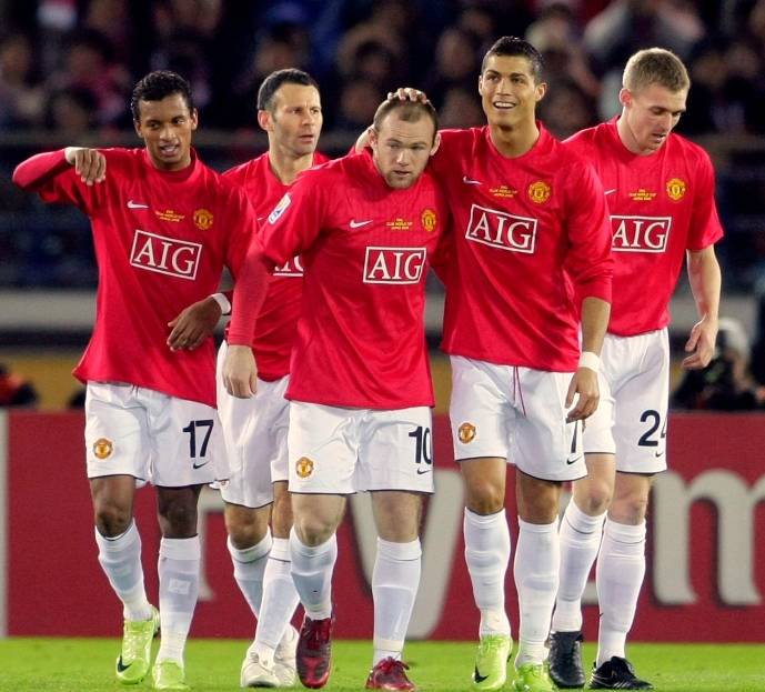 利物浦主场落败,曼联欧冠之路不顺 利物浦主场落败,曼联欧冠之路不顺