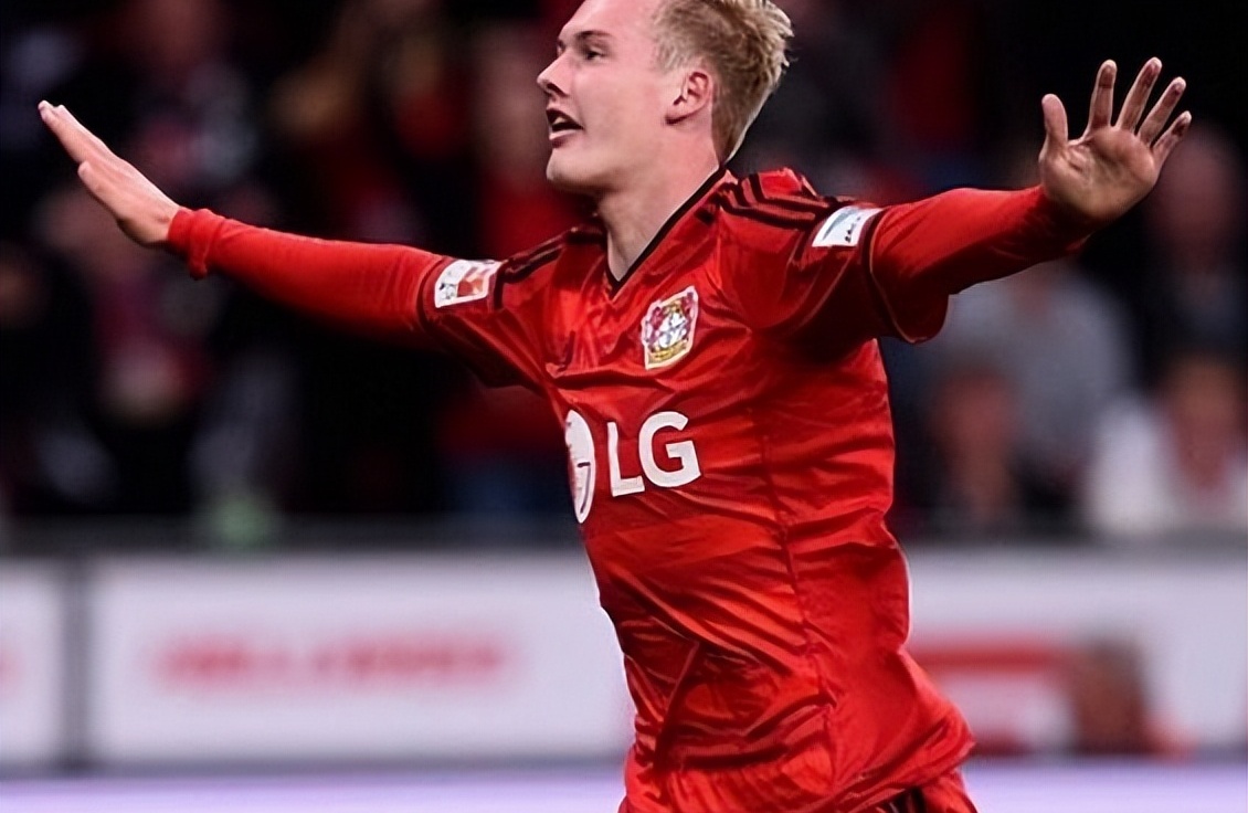 拉拉队受权备莱比锡不胜莱切斯特，备战士气高涨