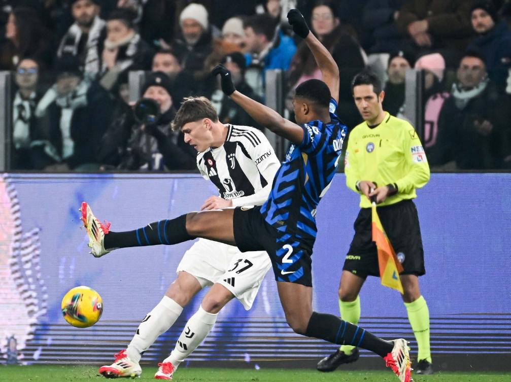 尤文图斯再次击败劲旅,稳固领先优势 尤文图斯再次击败劲旅,稳固领先优势