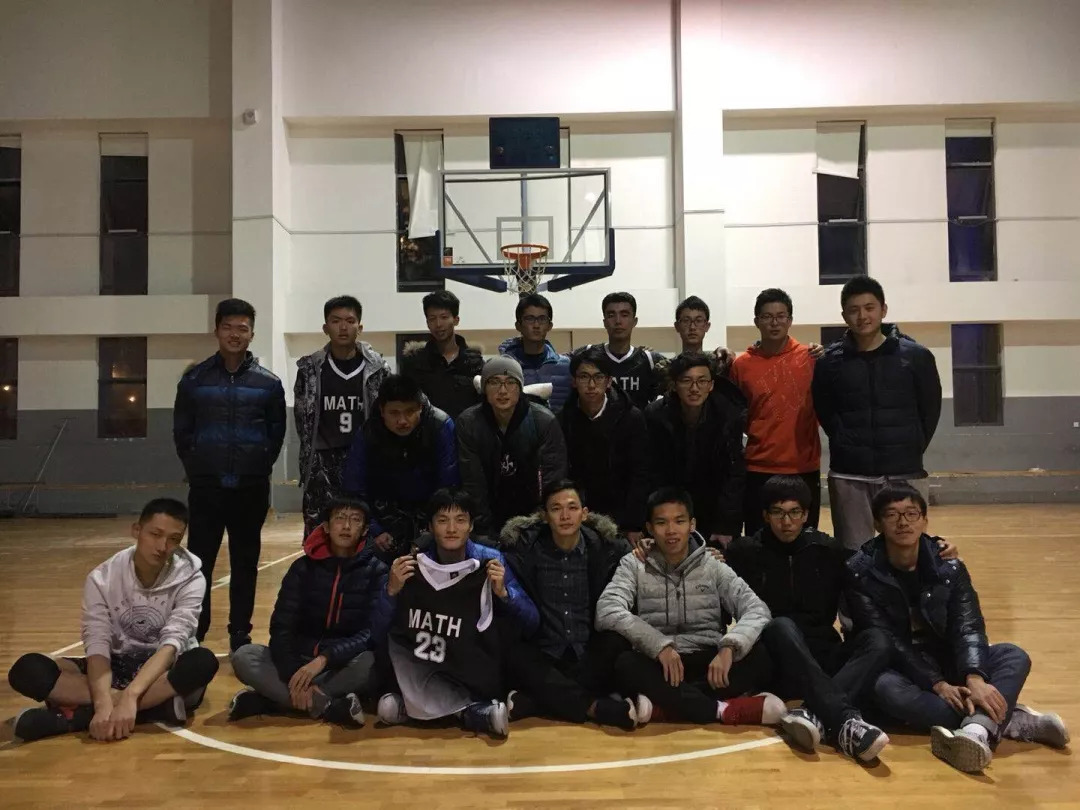 江西男篮豪取胜利之果，连胜奔向榜首之路