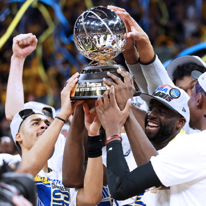 勇士队球员集体进步，晋级总决赛