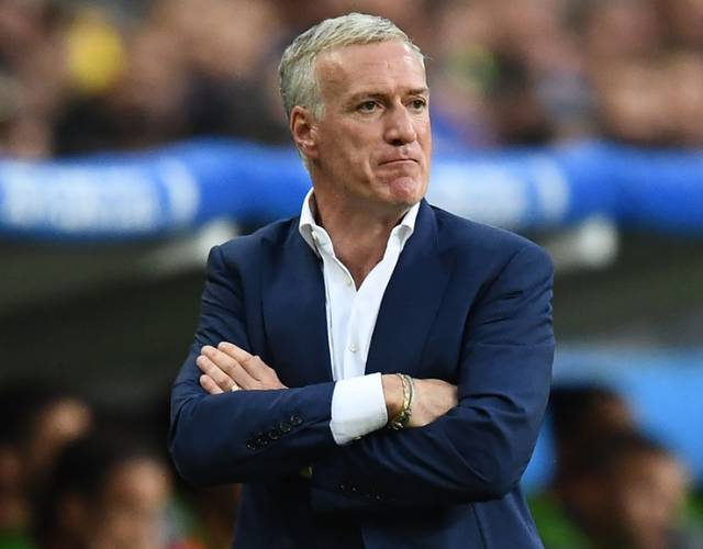 钻进对手心脏!法国锁定小组第一 钻进对手心脏!法国锁定小组第一