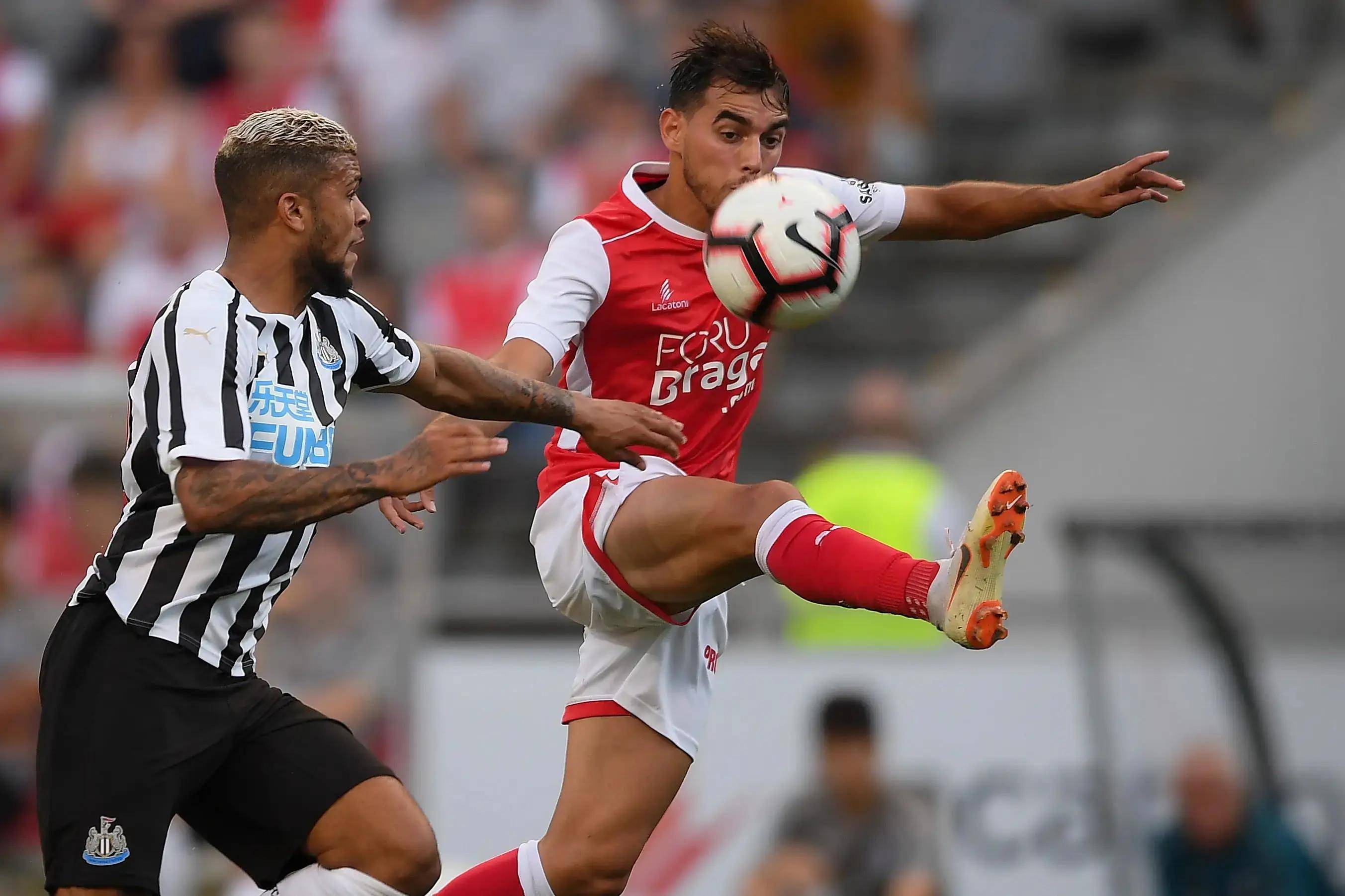 十八连胜！拜仁慕尼黑豪取胜利，稳坐榜首