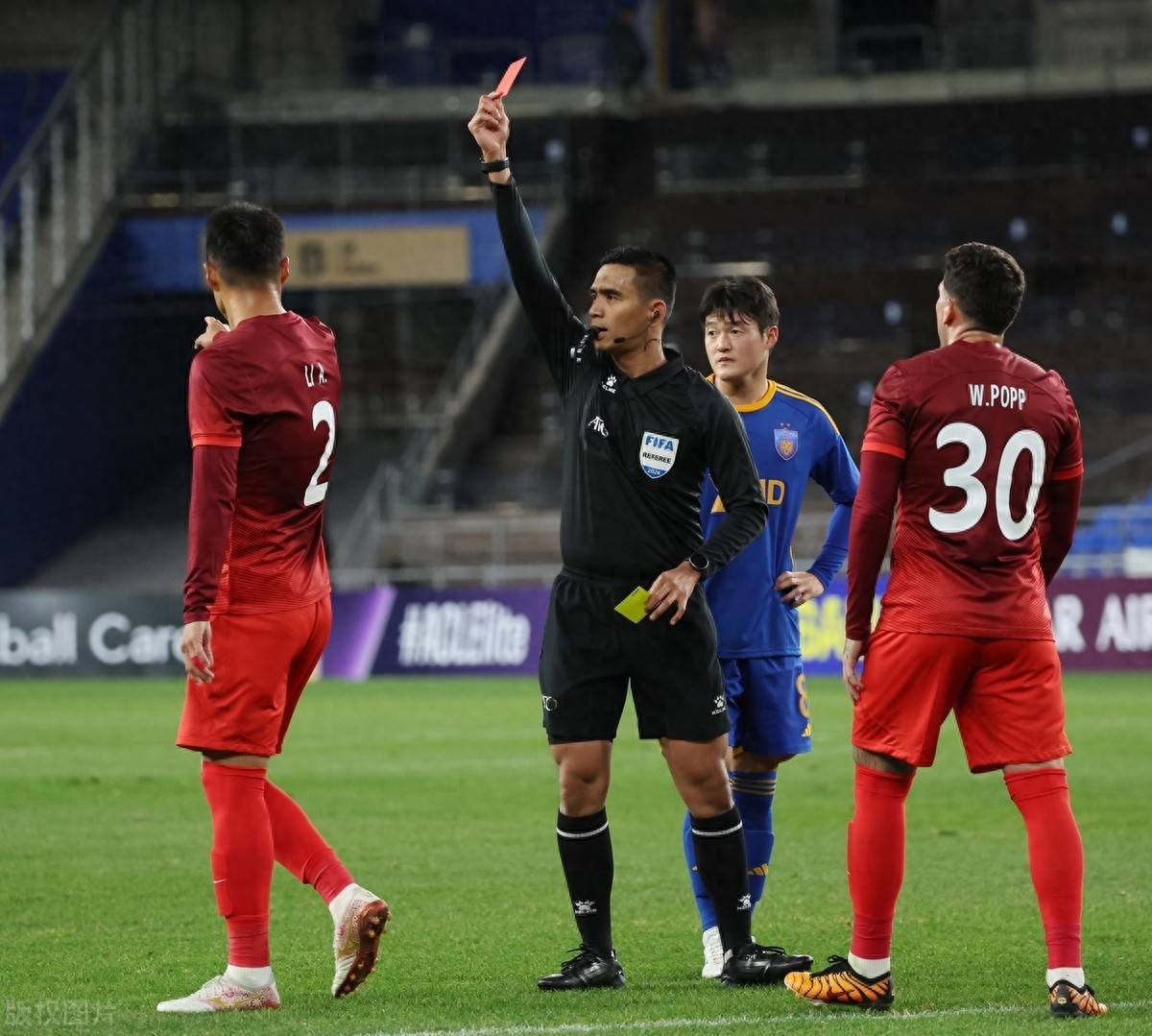 上港客场击败泰达,收获三分,保持追赶节奏 上港客场击败泰达,收获三分,保持追赶节奏