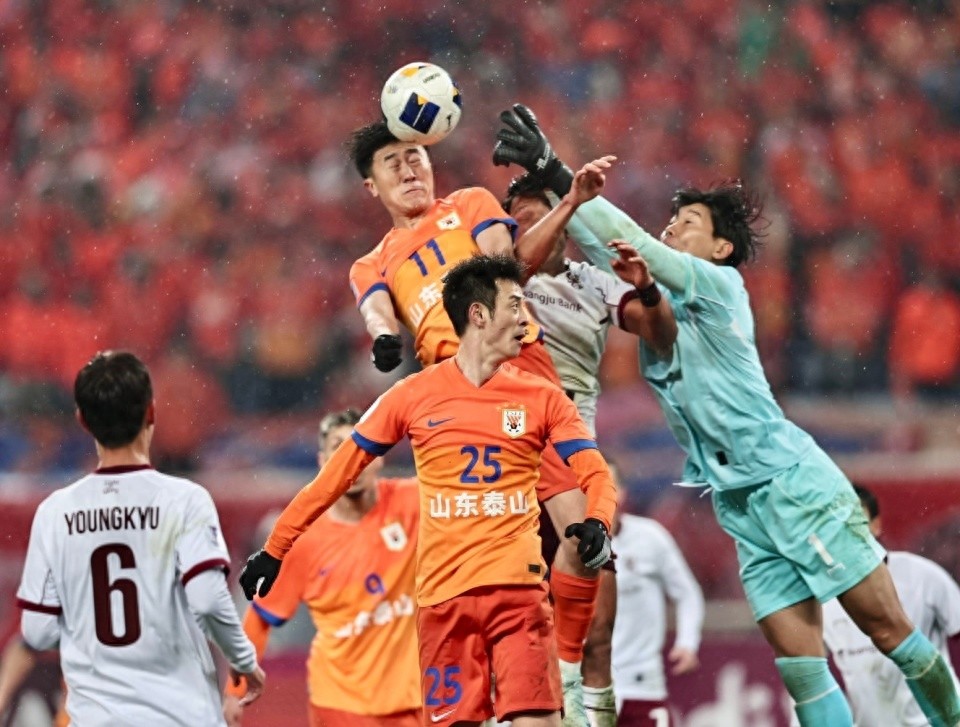 上港客场击败泰达,收获三分,保持追赶节奏 上港客场击败泰达,收获三分,保持追赶节奏