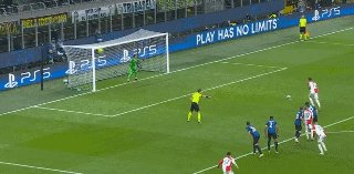 费耶诺德1比1战平赫尔福斯