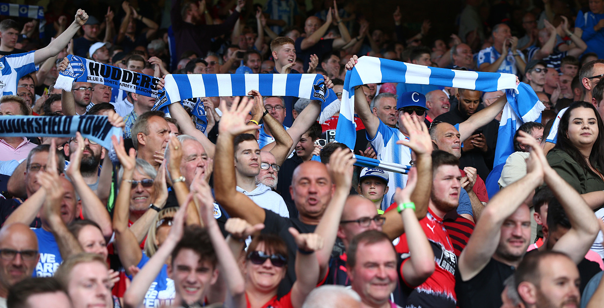 精彩比赛即将上演:球员展现实力 精彩比赛即将上演:球员展现实力