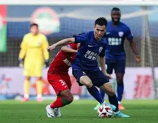 九月凤凰城队状态复苏,新赛季目标定格于高空之上 九月凤凰城队状态复苏,新赛季目标定格于高空之上